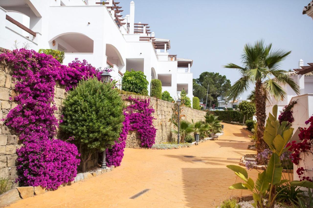 Aloha Royal, Calle Auriga, 29660 Marbella, Malaga, Spain エクステリア 写真